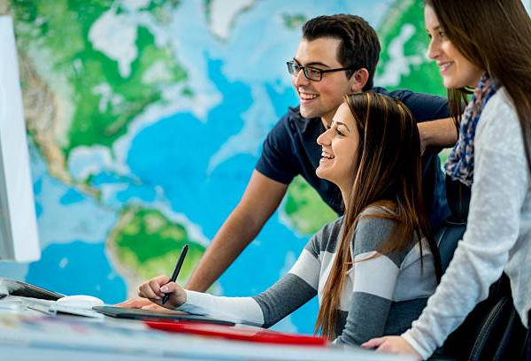 Why Students Choose Geography GCSE Tutors for Exam Preparation