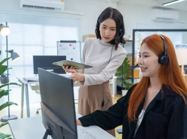 How Does Ecommerce Call Center Outsourcing Improve Customer Experience?